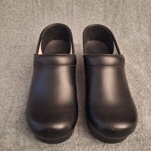 Dansko Black Leather Mules Size 39
